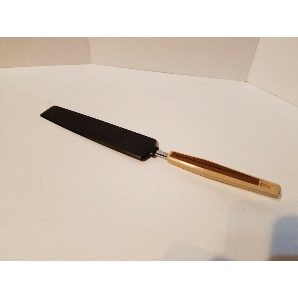 Icing Frosting Brown Spatula Wood Grain Tan Nylon Handle 12 1/2"